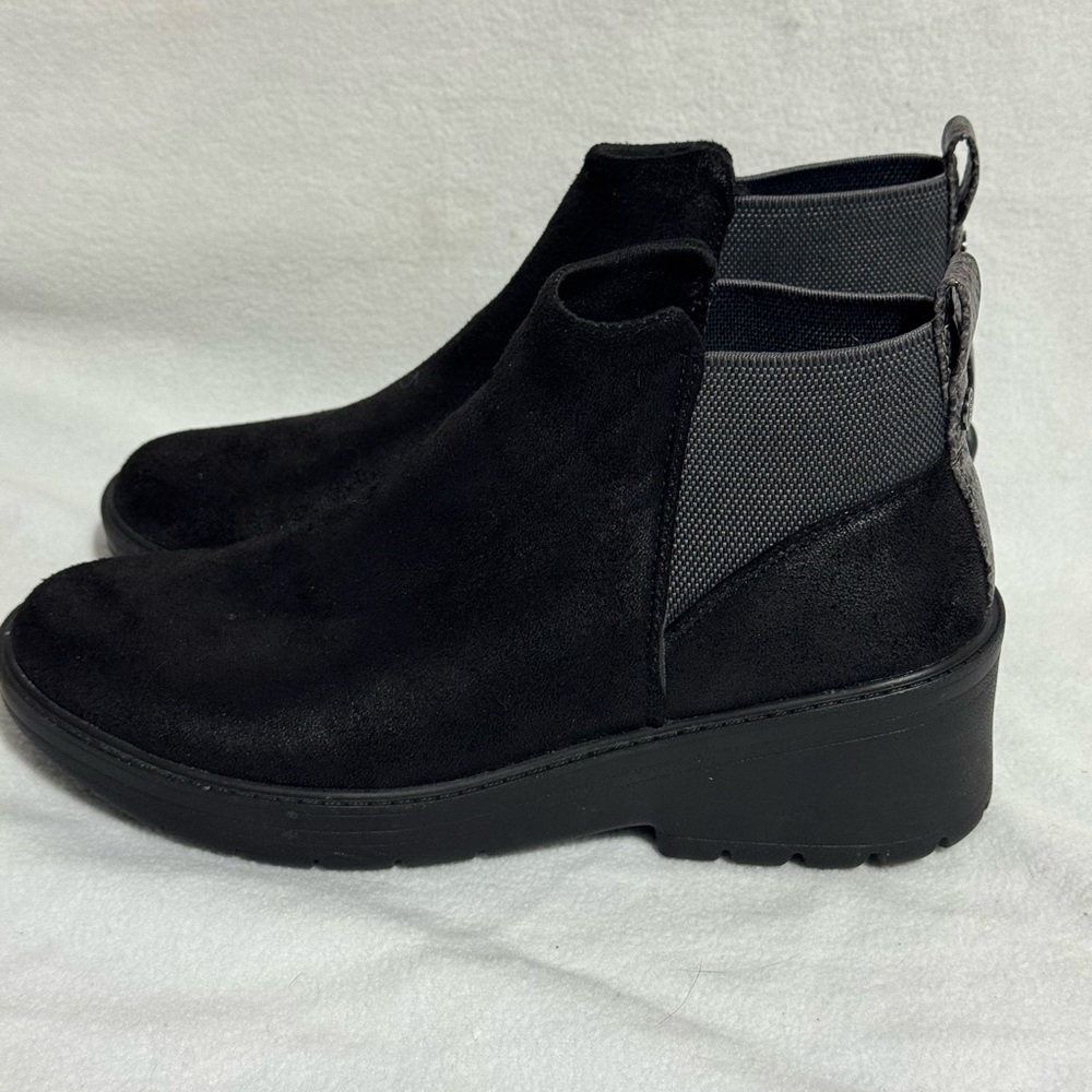 BZees Women's Boston Boots Ankle Booties Comfort Black Size 6.5 - Picture 2 of 8